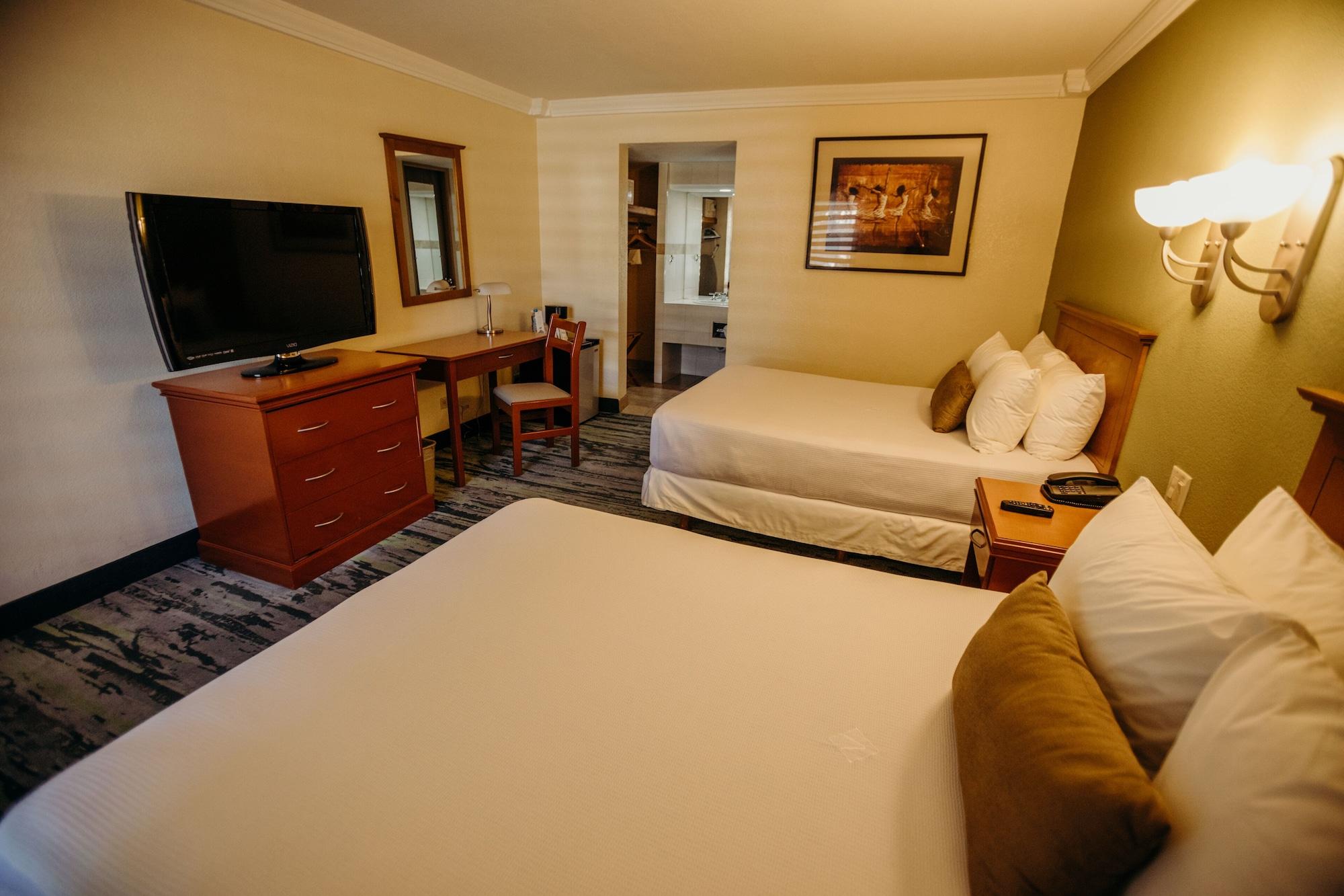 Hotel Calafia Mexicali Exteriör bild