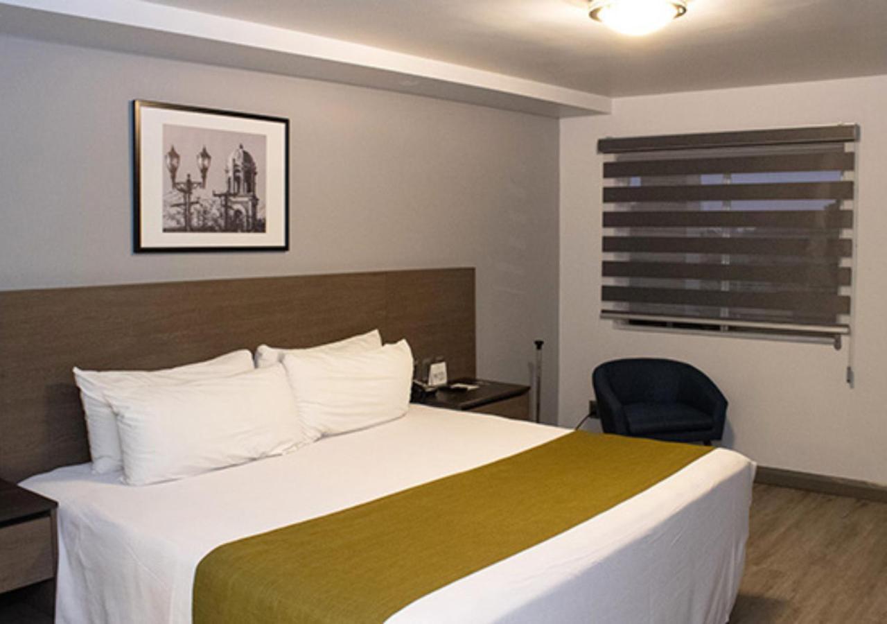 Hotel Calafia Mexicali Exteriör bild